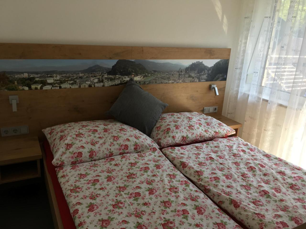 Pension Nocksteinblick Guggenthal ภายนอก รูปภาพ
